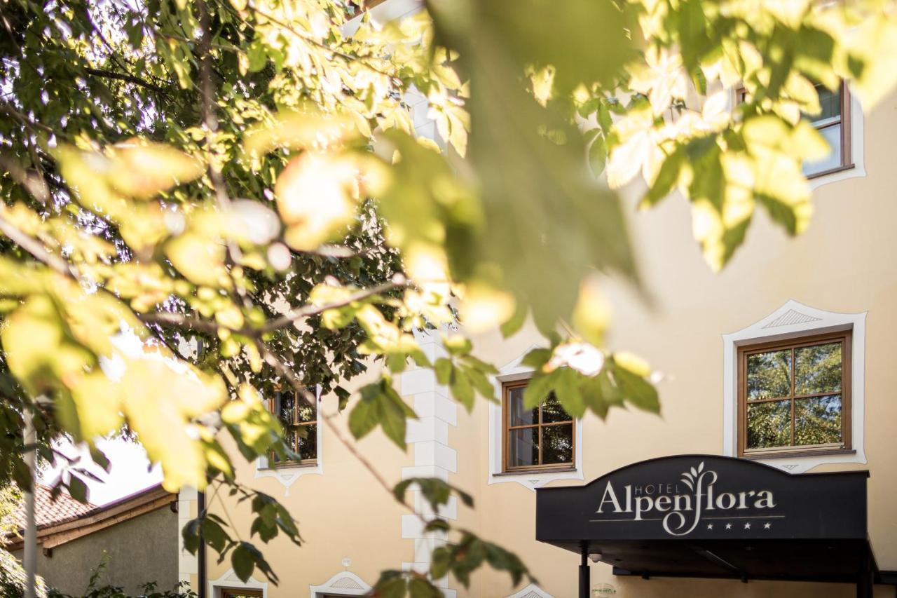 Hotel Alpenflora Castelrotto Exterior foto